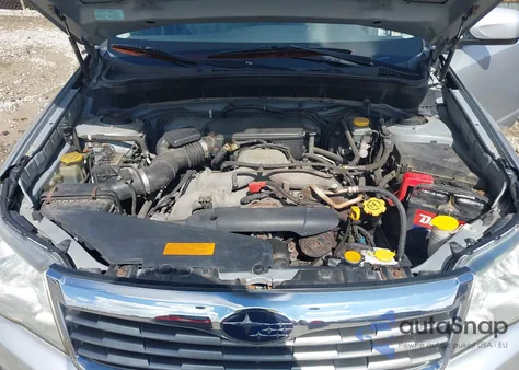 2009 Subaru Forester 2.5X Limited z USA, uszkodzony, nr VIN JF2SH64699H720562